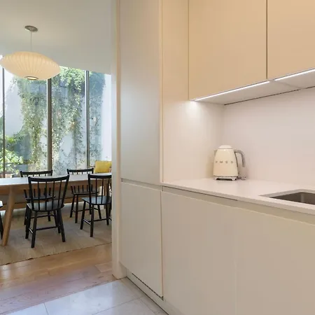 Alfama 3Br With Terrace By Lovelystay