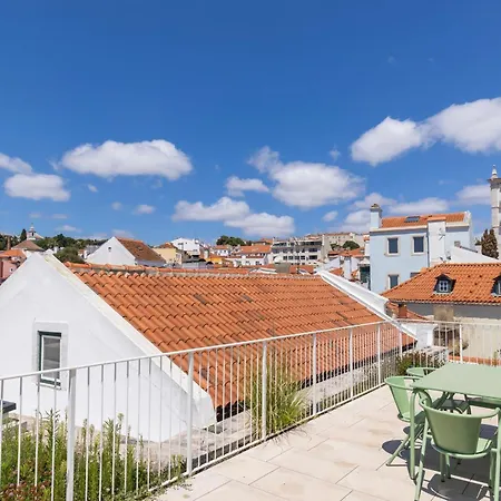 Apartament Alfama 3Br With Terrace By Lovelystay